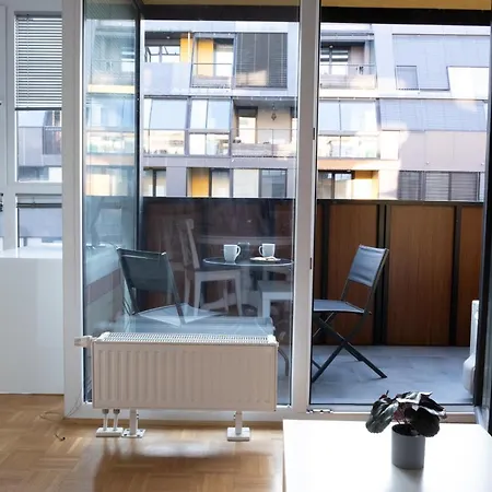 Flat 27 Λιουμπλιάνα